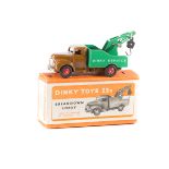 Dinky Toys Commer Breakdown Lorry (25x). An early example in dark brown with mide green rear body/