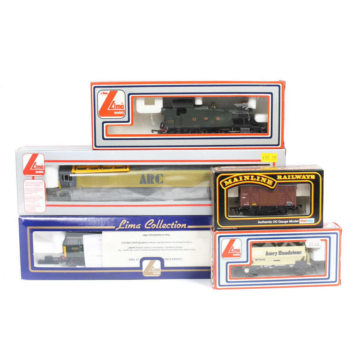 21x Lima and Mainline Model Railway. 3xLima locomotives. A BR class 60 Co-Co diesel locomotive
