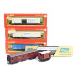 A quantity of OO and HO gauge Model Railway. Tri-ang - BR A1A-A1A diesel electric locomotive, RN
