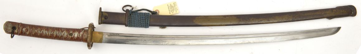 WWII Japanese NCO’s katana, fullered blade 26½”, spring catch fastener. Regulation mounts. GC