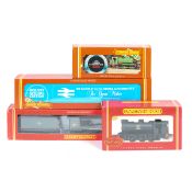 4 Hornby Railways locomotives. A BR Class 47 Co-Co diesel The Queen Mother RN 47 541 in BR Rail blue