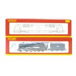 2 Hornby Railways locomotives. BR Class 9F 2-10-0 tender locomotive RN 92156 (R2105D) in unlined