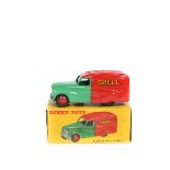 Dinky Toys Austin Van 'SHELL' (470). In mid green/red livery, with 'SHELL/BP' to sides. Boxed.