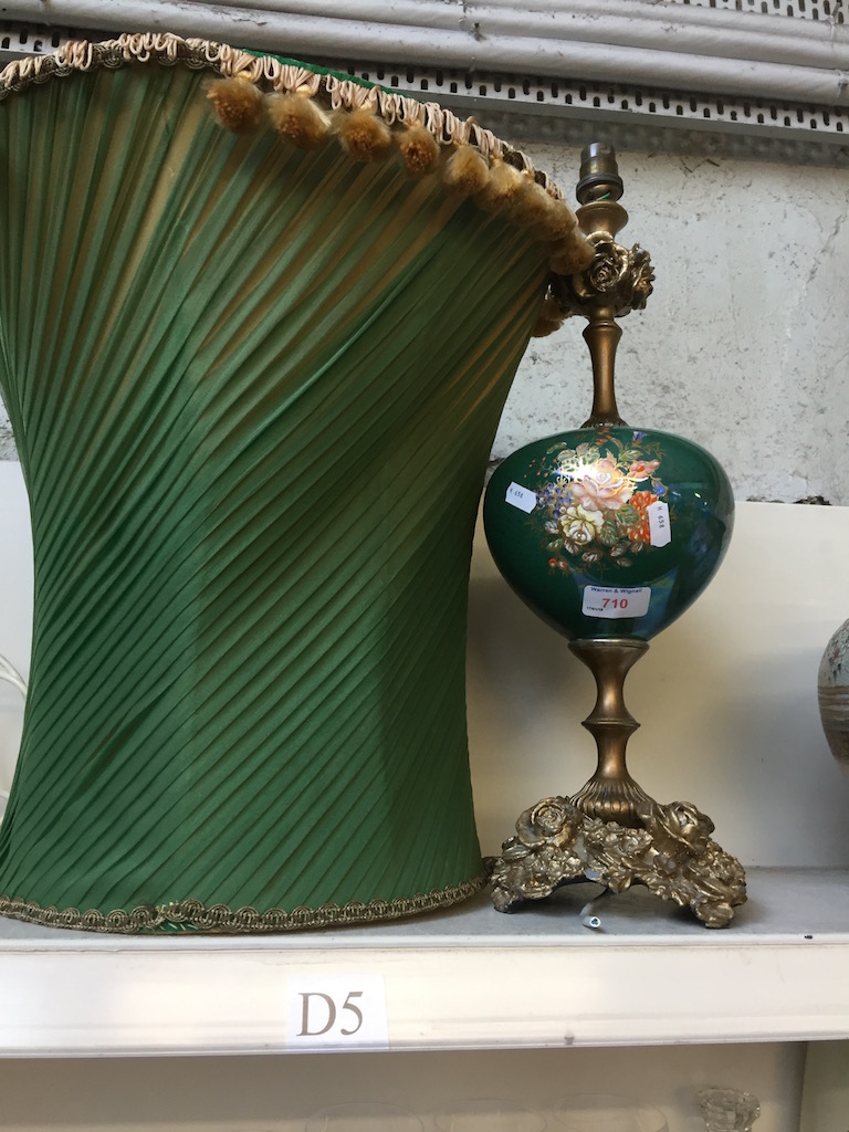 FLORAL AND GREEN LAMP WITH GREEN SHADE