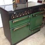 A LEISURE GOURMET RANGEMASTER 110 GAS RANGE COOKER