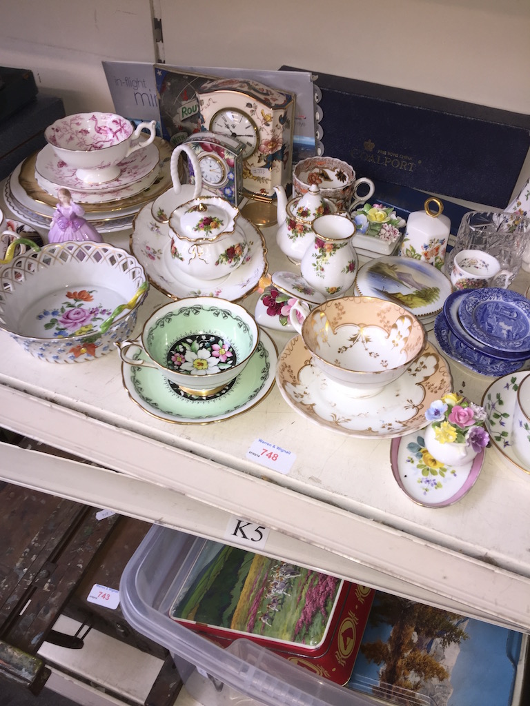 VARIOUS CHINA CUPS ND SAUCERS AND OTHER PORCELAIN