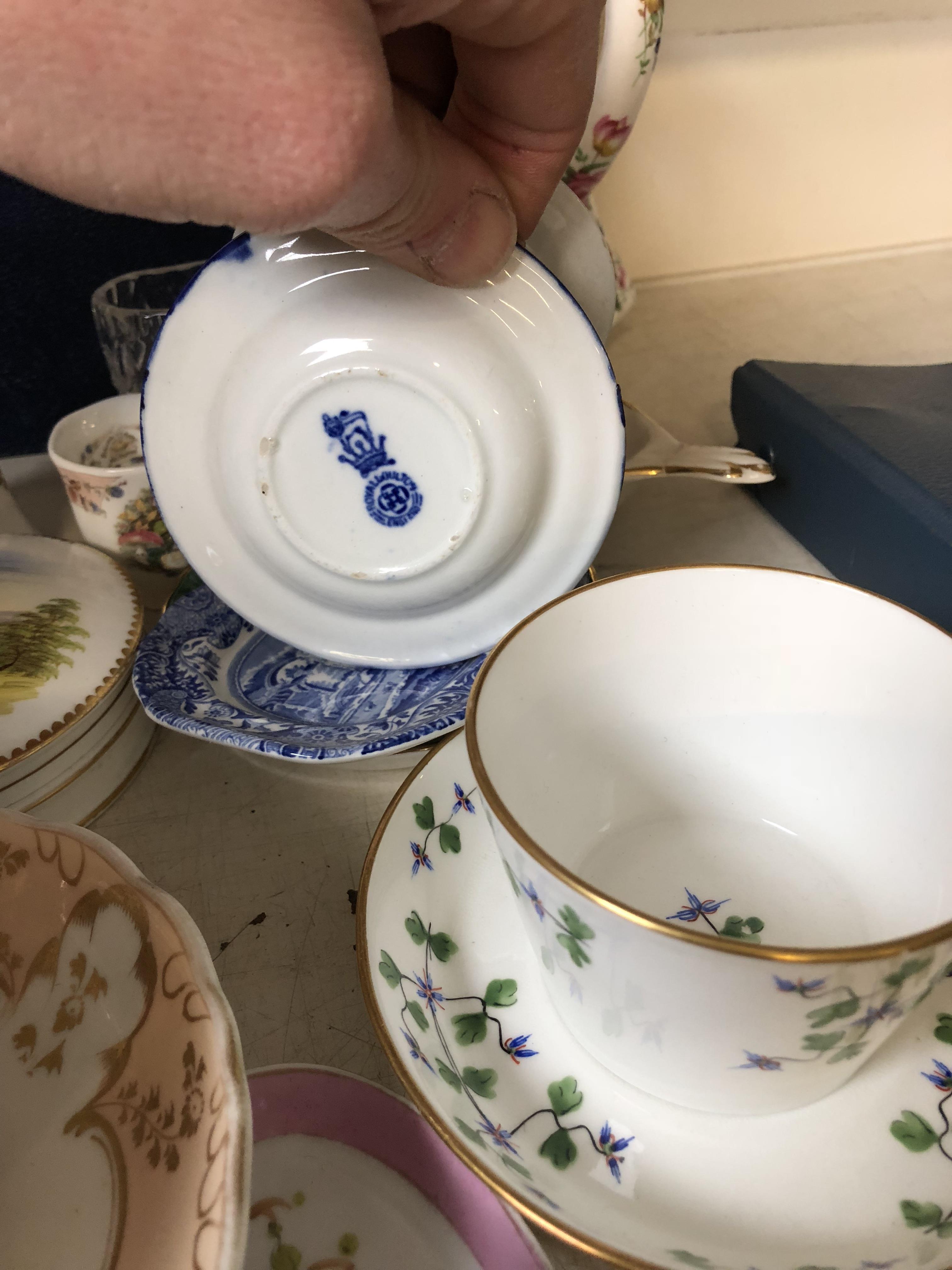VARIOUS CHINA CUPS ND SAUCERS AND OTHER PORCELAIN - Image 19 of 21