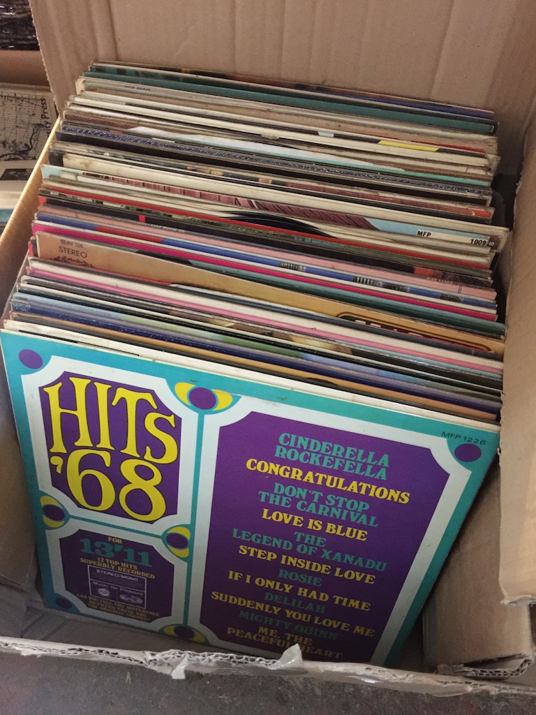 BOX OF LP RECORDS T2