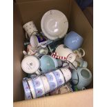 BOX OF POTTERY MUGS