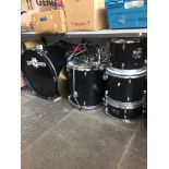 DRUM KIT