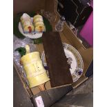 BOX WITH WAGON TEA SET ETC. T3