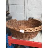 WICKER PET BASKET