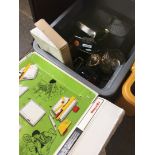 TUB OF VARIOUS ITEMS T4