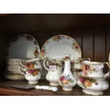 Royal Albert Old Country Rose approx. 30 pieces