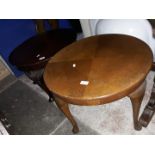 2 round occasional tables