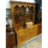 A pine dresser with plate rack back, H199cm, W132cm