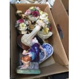 Small box of pottery inc. posies