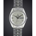 A RARE GENTLEMAN'S STAINLESS STEEL OMEGA SEAMASTER AUTOMATIC CHRONOMETER BRACELET WATCH CIRCA 1970,