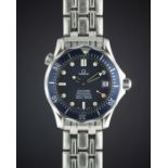 A MID SIZE STAINLESS STEEL OMEGA SEAMASTER PROFESSIONAL 300M AUTOMATIC DIVERS BRACELET WATCH CIRCA