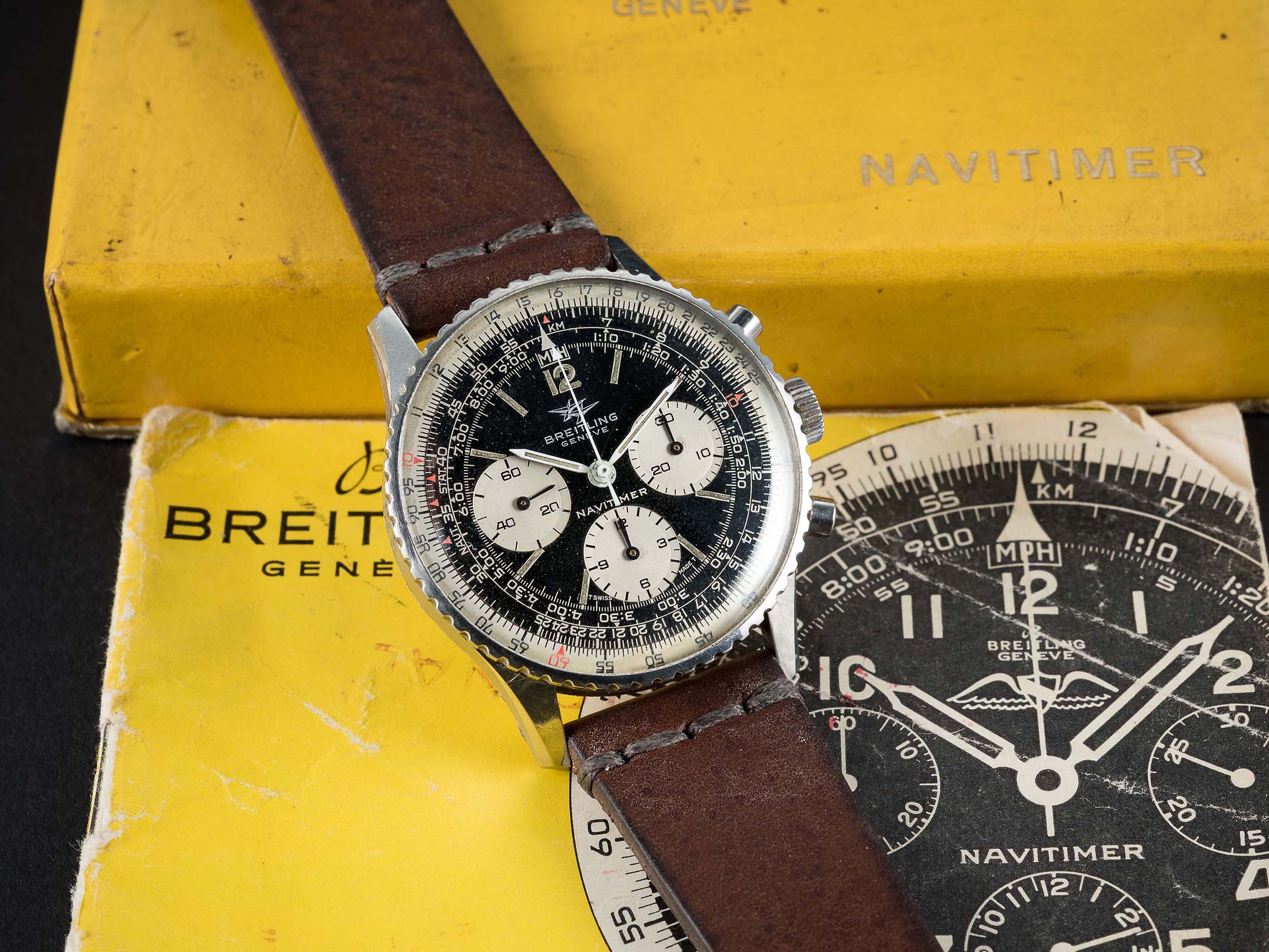 A GENTLEMAN'S STAINLESS STEEL BREITLING NAVITIMER CHRONOGRAPH WRIST WATCH CIRCA 1969, REF. 806