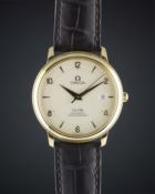 A GENTLEMAN'S 18K SOLID GOLD OMEGA DE VILLE AUTOMATIC CHRONOMETER WRIST WATCH DATED 2005, REF.