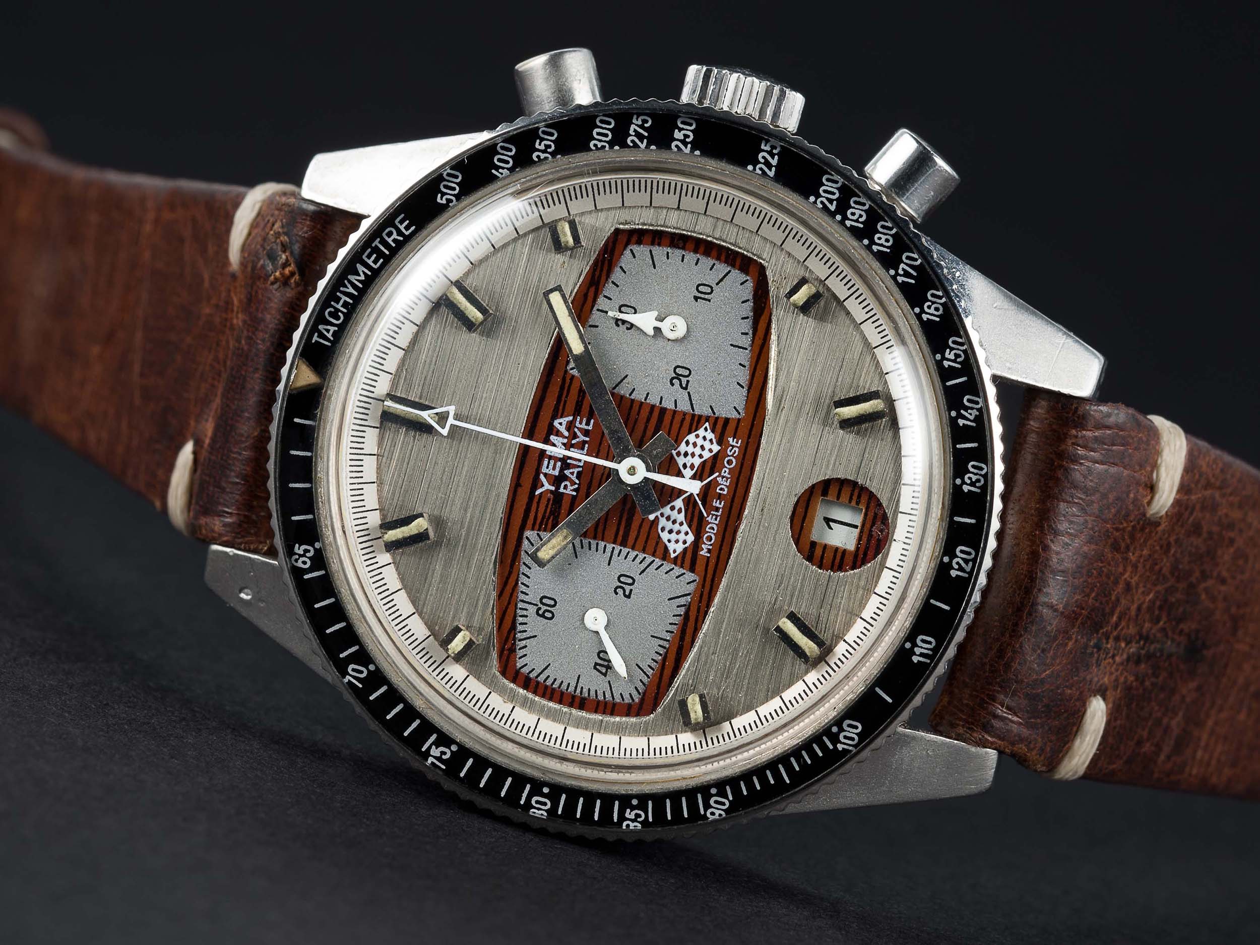 A RARE GENTLEMAN'S STAINLESS STEEL YEMA RALLYE "FORMICA" CHRONOGRAPH WRIST WATCH CIRCA 1970