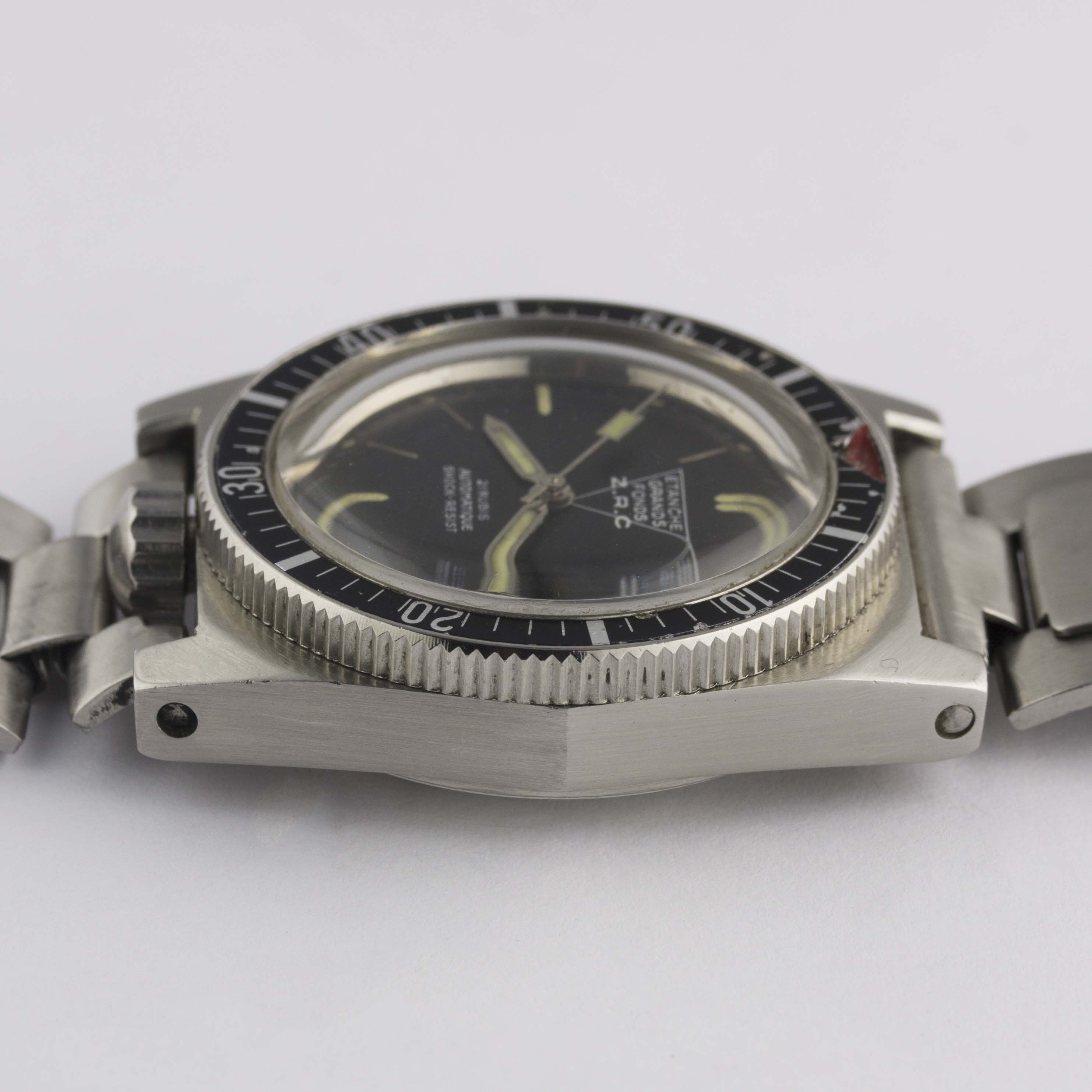 A VERY RARE GENTLEMAN'S STAINLESS STEEL Z.R.C. ETANCHE GRANDS FONDS 300M "SERIES III" AUTOMATIC - Image 10 of 11