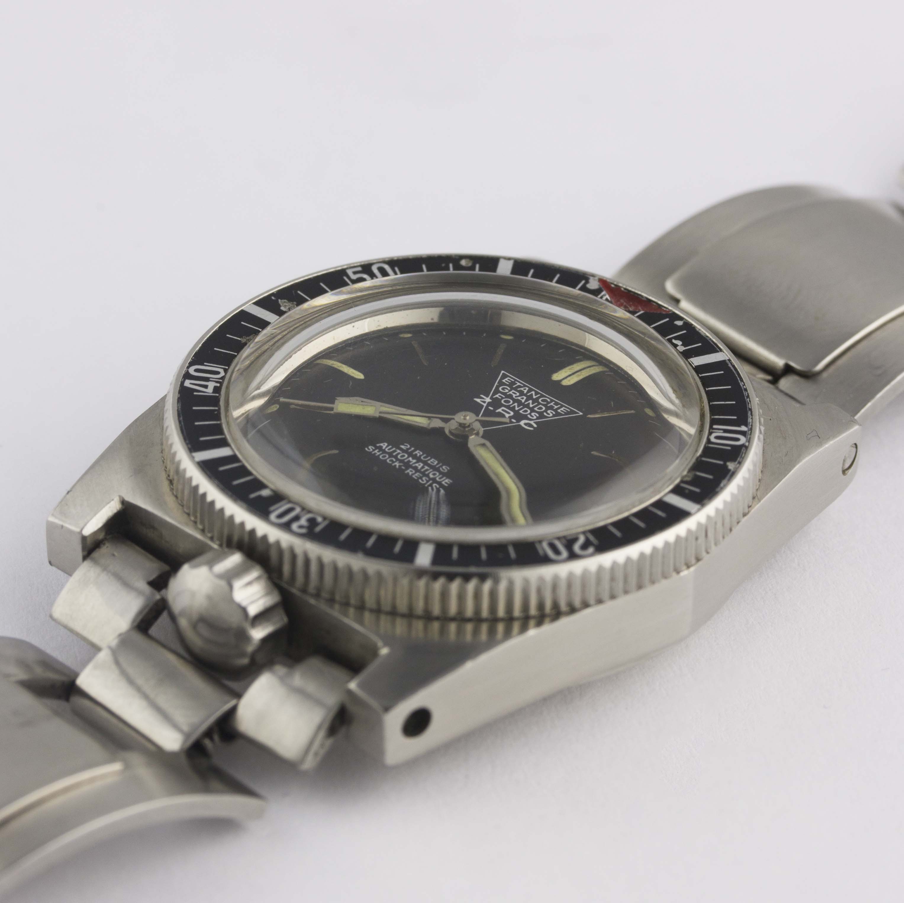 A VERY RARE GENTLEMAN'S STAINLESS STEEL Z.R.C. ETANCHE GRANDS FONDS 300M "SERIES III" AUTOMATIC - Image 3 of 11