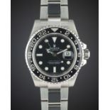 A GENTLEMAN'S STAINLESS STEEL ROLEX OYSTER PERPETUAL DATE GMT MASTER II BRACELET WATCH DATED 2007,