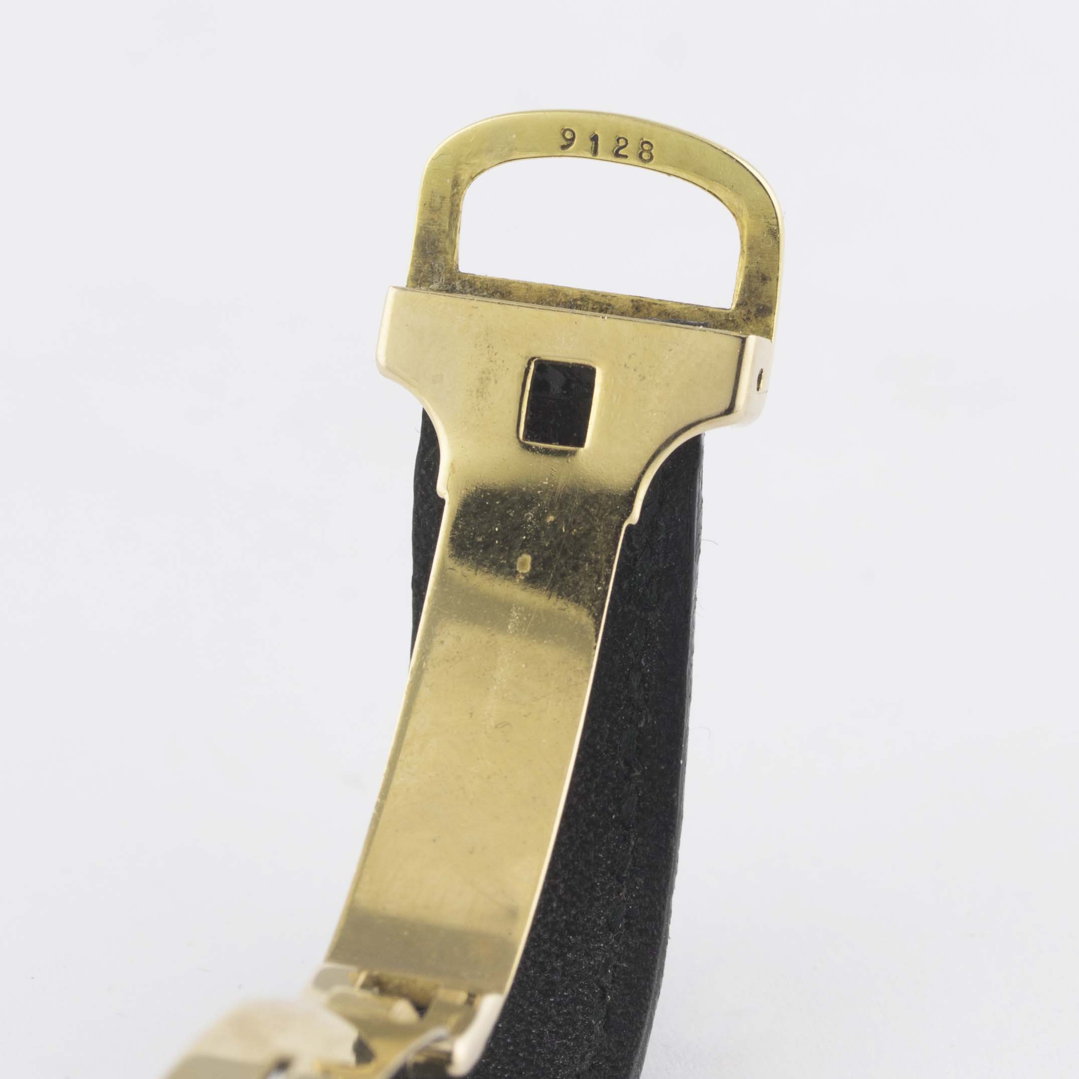 A VERY RARE 18K SOLID GOLD CARTIER LONDON TANK RECTANGULAR WRIST WATCH CIRCA 1969, WITH LONDON - Image 7 of 11