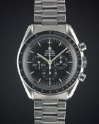 A GENTLEMAN'S STAINLESS STEEL OMEGA SPEEDMASTER PROFESSIONAL CHRONOGRAPH BRACELET WATCH CIRCA