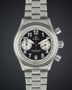 A GENTLEMAN'S STAINLESS STEEL OMEGA DYNAMIC AUTOMATIC CHRONOGRAPH BRACELET WATCH CIRCA 2002, TARGA