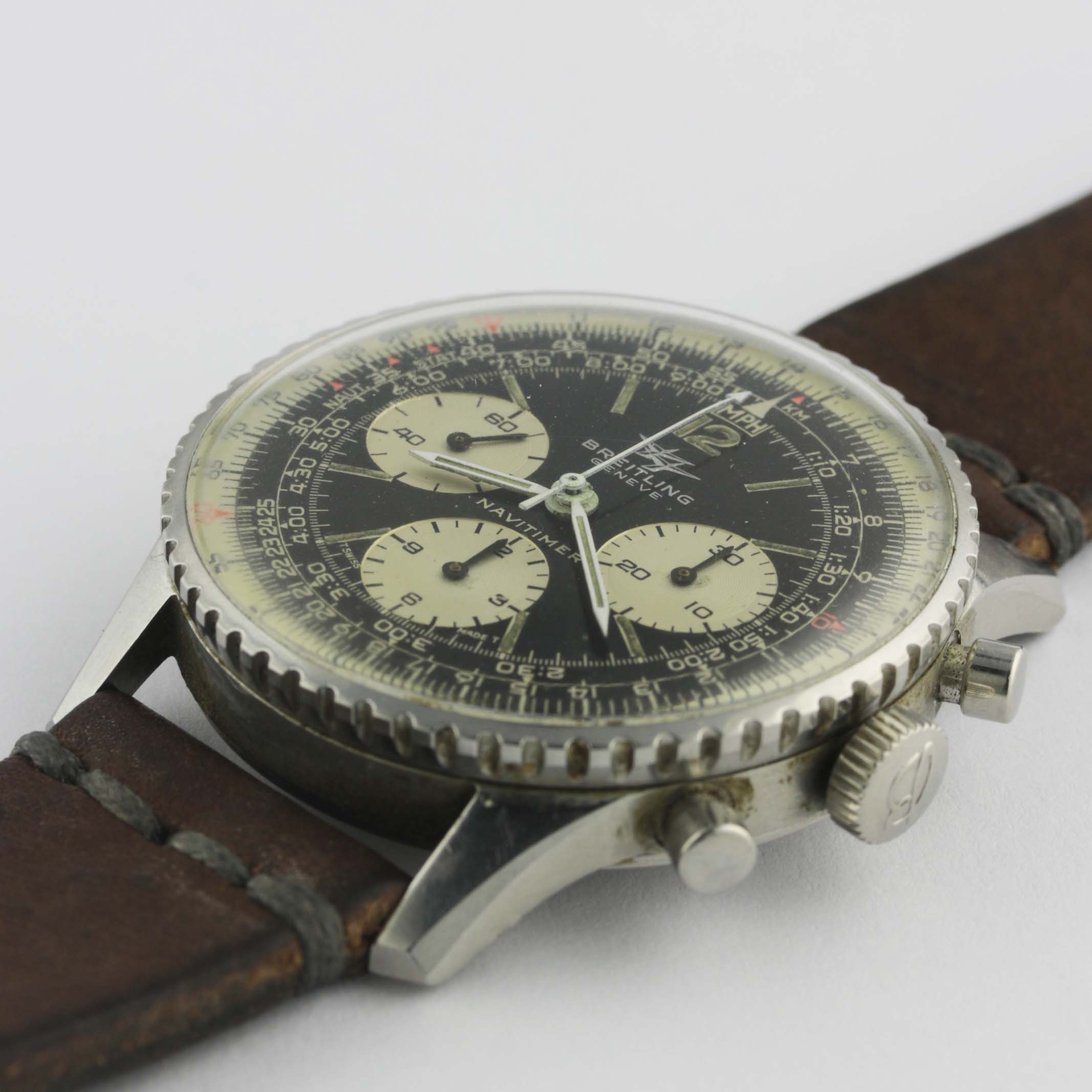 A GENTLEMAN'S STAINLESS STEEL BREITLING NAVITIMER CHRONOGRAPH WRIST WATCH CIRCA 1969, REF. 806 - Image 4 of 11