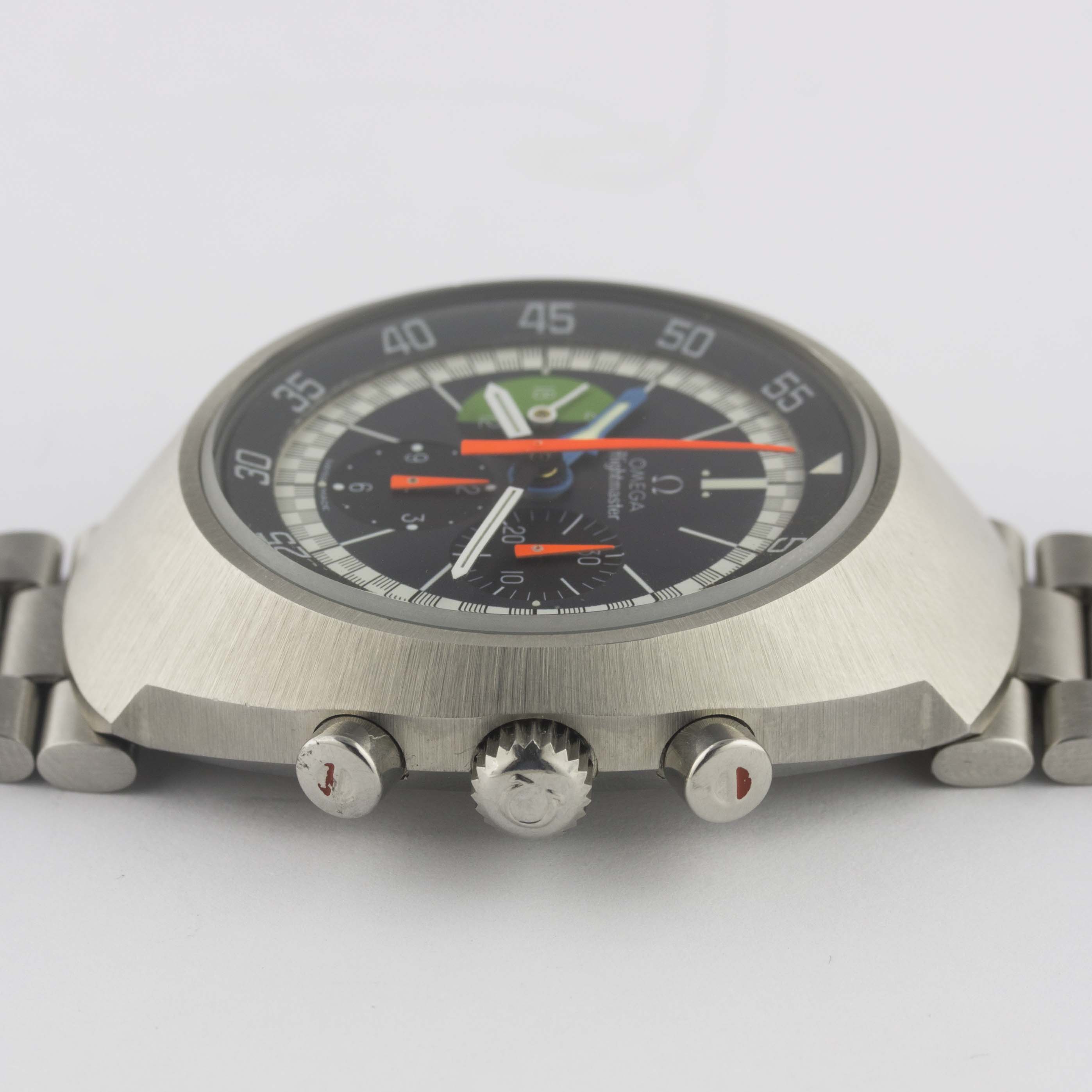 A GENTLEMAN'S STAINLESS STEEL OMEGA FLIGHTMASTER CHRONOGRAPH BRACELET WATCH CIRCA 1972, REF. 145.013 - Image 10 of 11