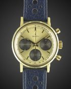 A GENTLEMAN'S GOLD CAPPED ZENITH CHRONOGRAPH WRIST WATCH CIRCA 1960s, WITH "GOLDEN PANDA" DIAL