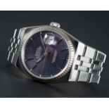 A GENTLEMAN'S STAINLESS STEEL ROLEX OYSTERQUARTZ DATEJUST BRACELET WATCH CIRCA 1987, REF. 17014 WITH