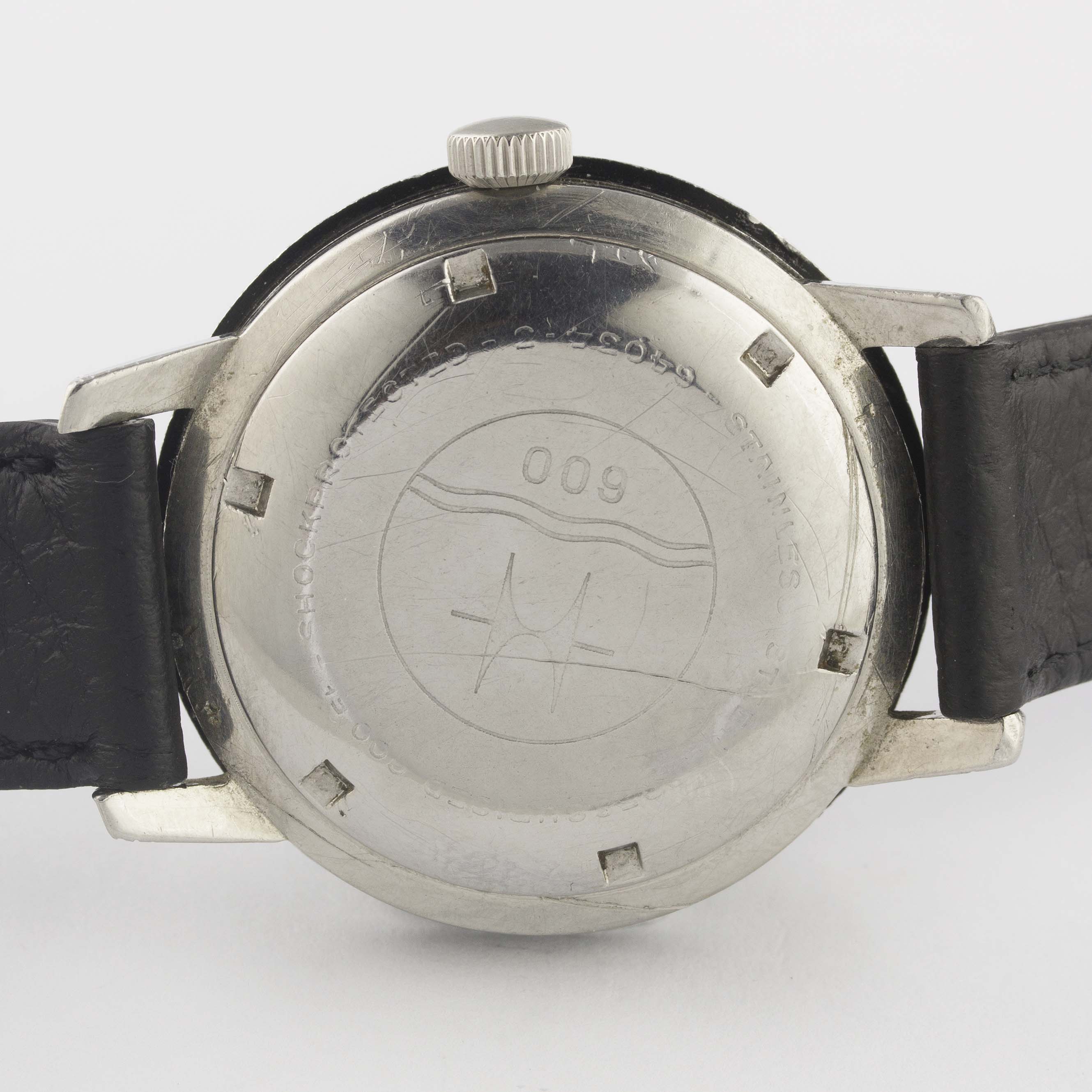 A GENTLEMAN'S STAINLESS STEEL HAMILTON 600 AUTOMATIC DIVERS WRIST WATCH CIRCA 1960s, REF. 64034-3 - Image 6 of 10