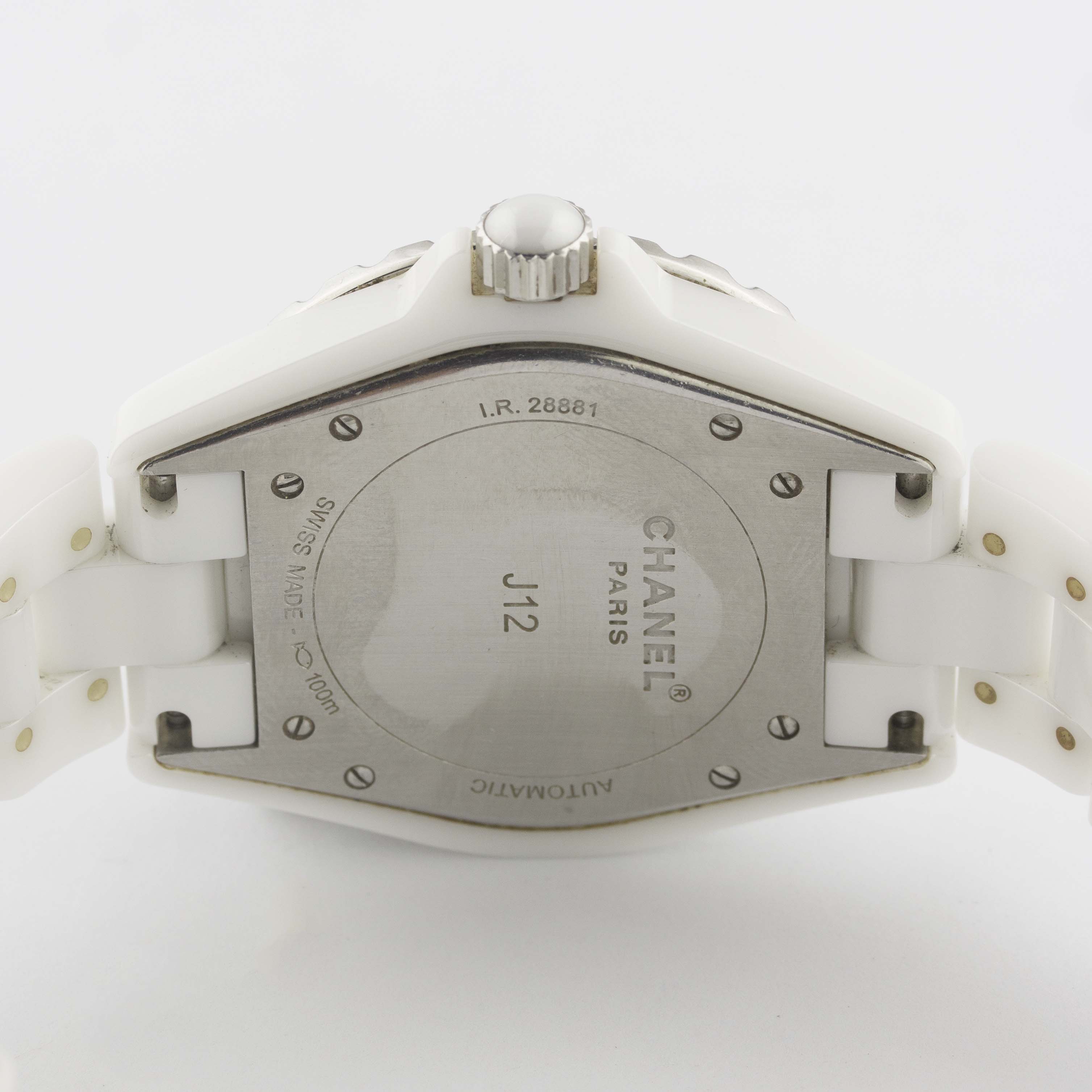 A FULL SIZE WHITE CERAMIC & DIAMOND CHANEL J12 AUTOMATIC BRACELET WATCH CIRCA 2015, REF. H2013 - Image 7 of 9