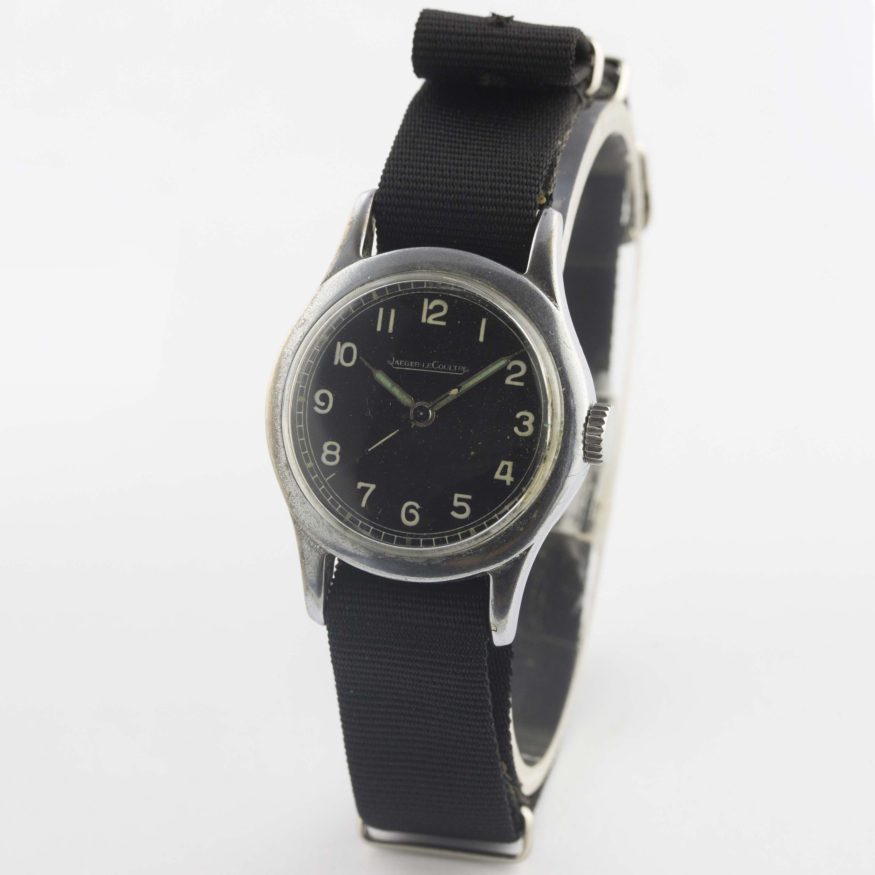 A GENTLEMAN'S BRITISH MILITARY JAEGER LECOULTRE RAF PILOTS WRIST WATCH CIRCA 1940, WITH BLACK MOD - Image 4 of 10