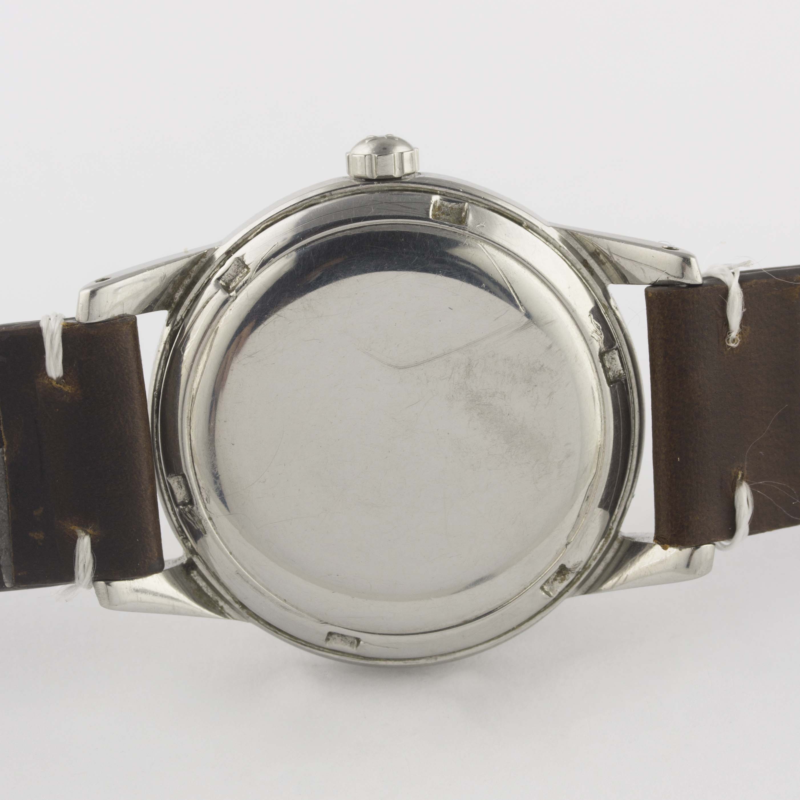 A GENTLEMAN'S STAINLESS STEEL OMEGA SEAMASTER AUTOMATIC WRIST WATCH CIRCA 1951, REF. C2577-2 WITH - Image 6 of 10