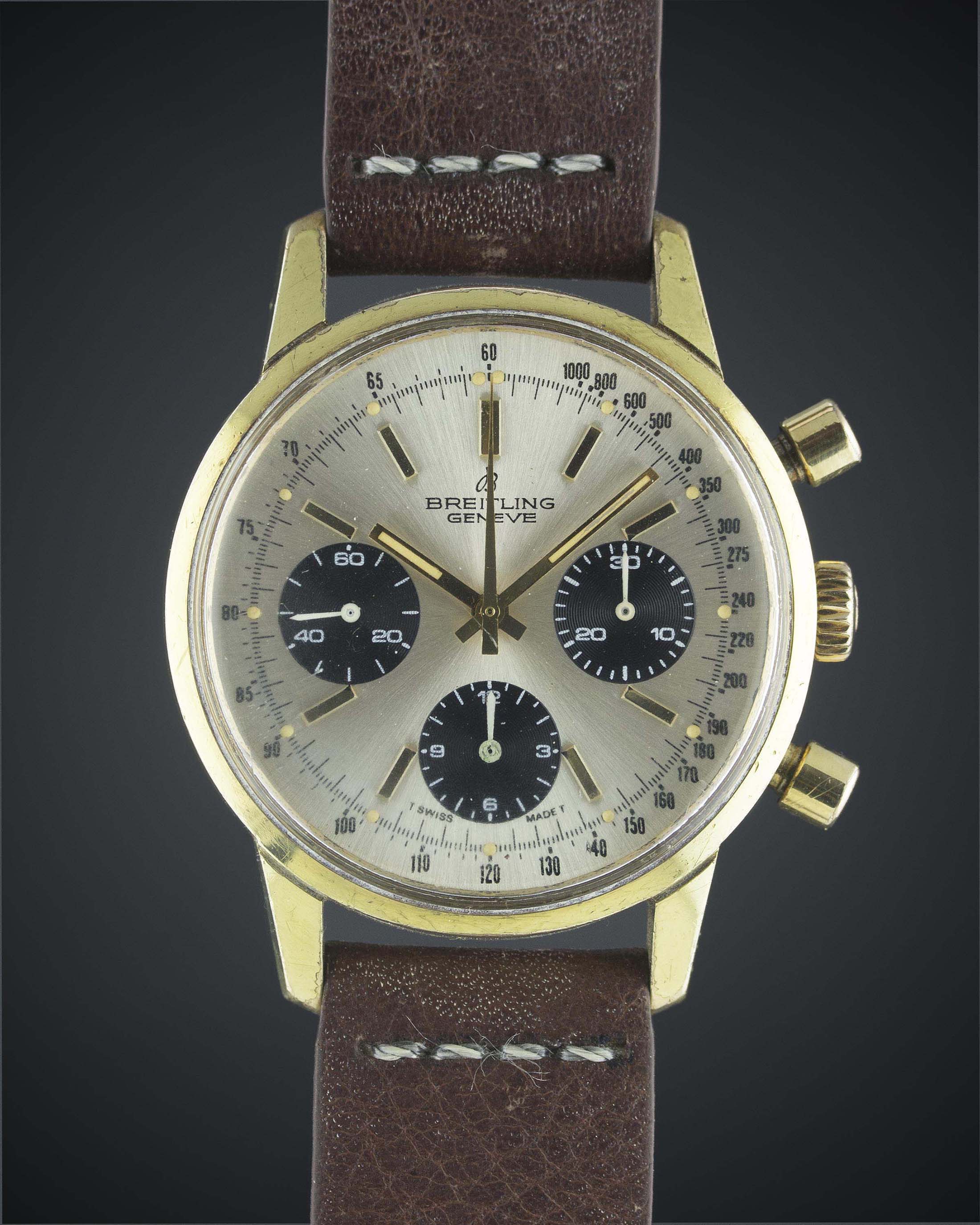 A GENTLEMAN'S GOLD PLATED BREITLING "LONG PLAYING" CHRONOGRAPH WRIST WATCH CIRCA 1973, REF. 815 WITH