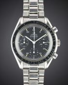 A GENTLEMAN'S STAINLESS STEEL OMEGA SPEEDMASTER AUTOMATIC CHRONOGRAPH BRACELET WATCH CIRCA 2000