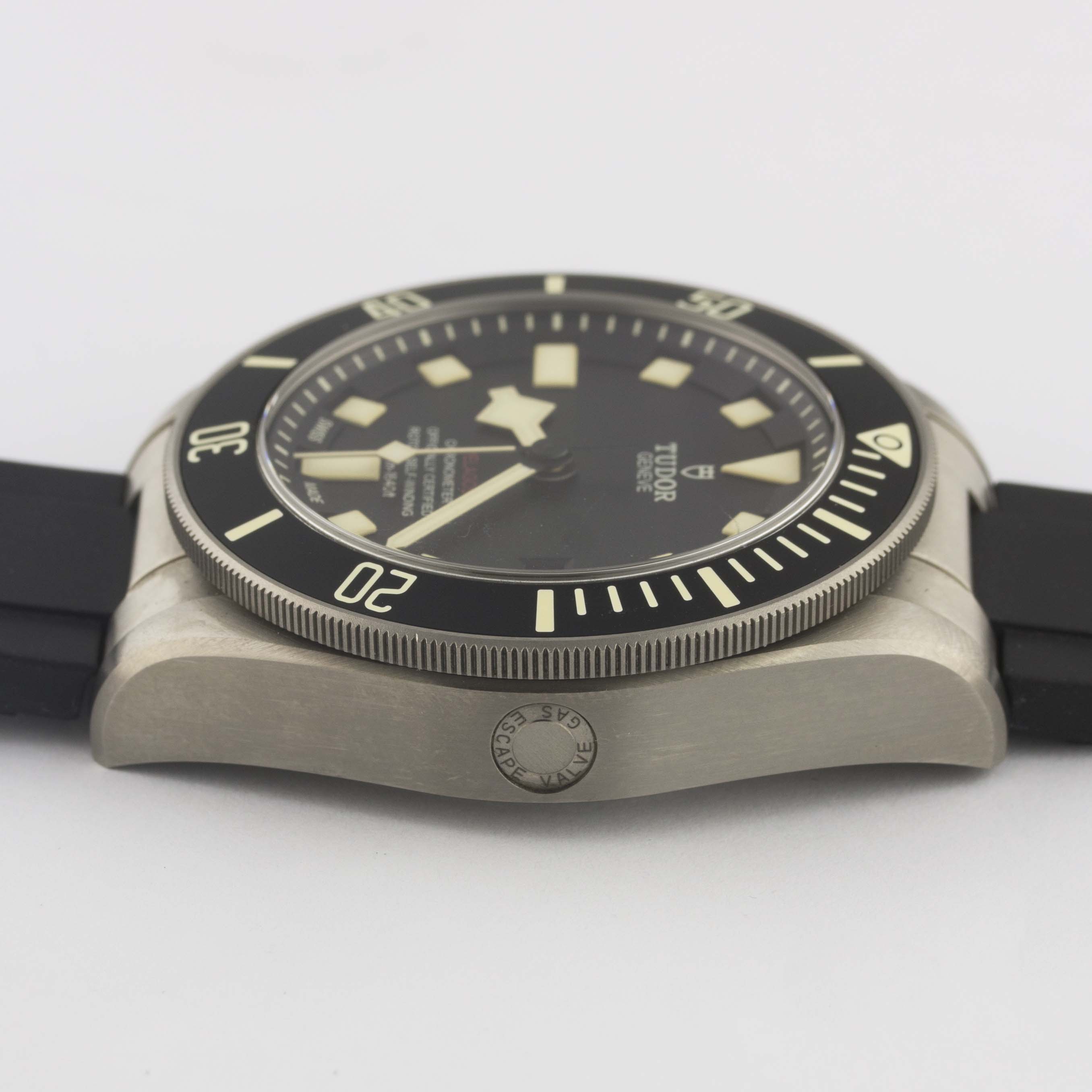 A GENTLEMAN'S TITANIUM TUDOR PELAGOS LHD WRIST WATCH DATED 2017, REF. 25610TNL NUMBERED EDITION, - Image 7 of 8