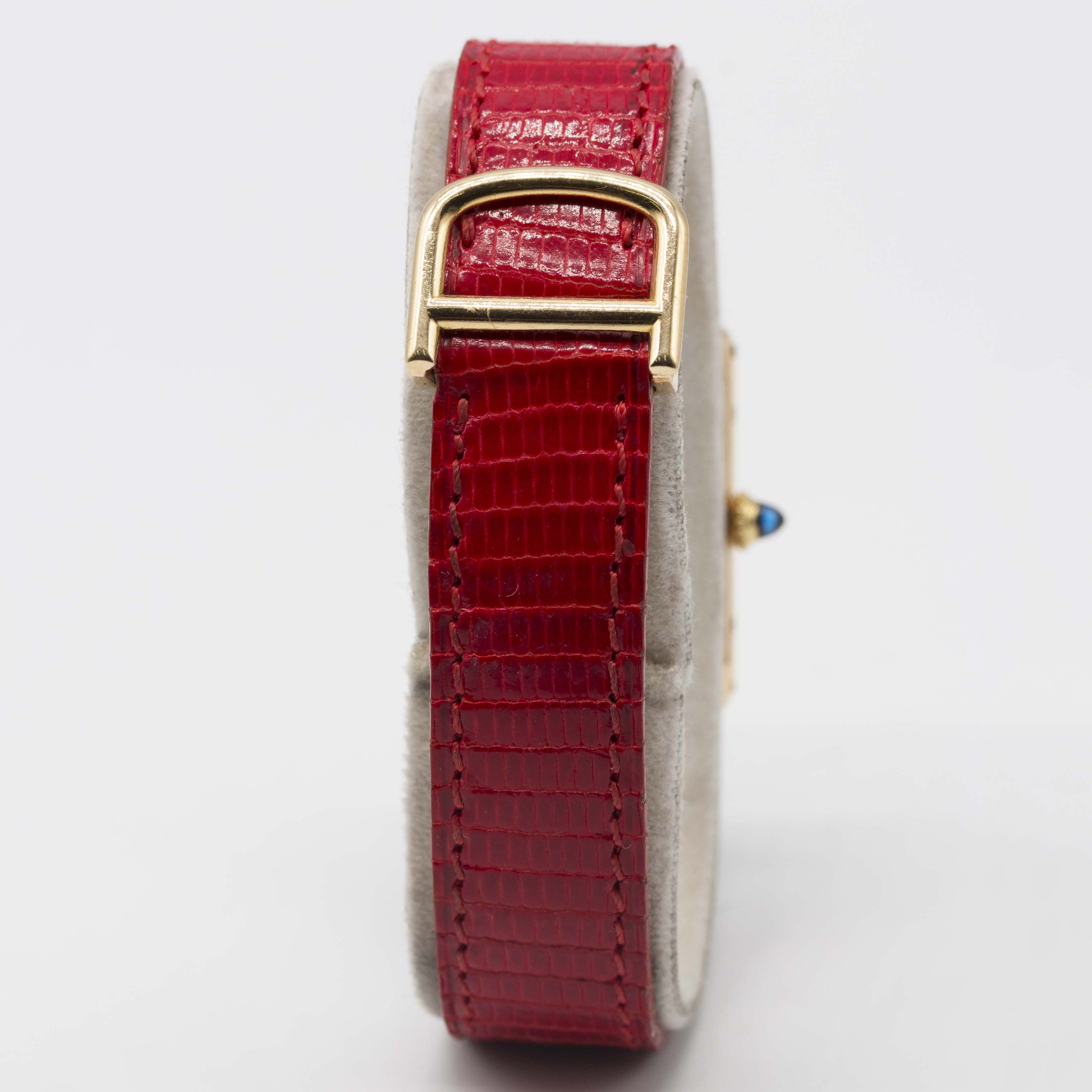 A LADIES 18K SOLID GOLD CARTIER TANK WRIST WATCH CIRCA 1980s Movement: Manual wind, signed - Image 5 of 12