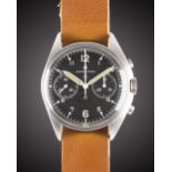 A GENTLEMAN'S STAINLESS STEEL BRITISH MILITARY ROYAL NAVY HAMILTON PILOTS CHRONOGRAPH WRIST WATCH