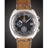 A GENTLEMAN'S STAINLESS STEEL OMEGA SEAMASTER AUTOMATIC YACHTING CHRONOGRAPH WRIST WATCH CIRCA 1977,