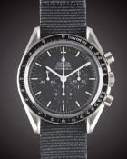 A GENTLEMAN'S STAINLESS STEEL OMEGA SPEEDMASTER PROFESSIONAL CHRONOGRAPH WRIST WATCH CIRCA 1990s,