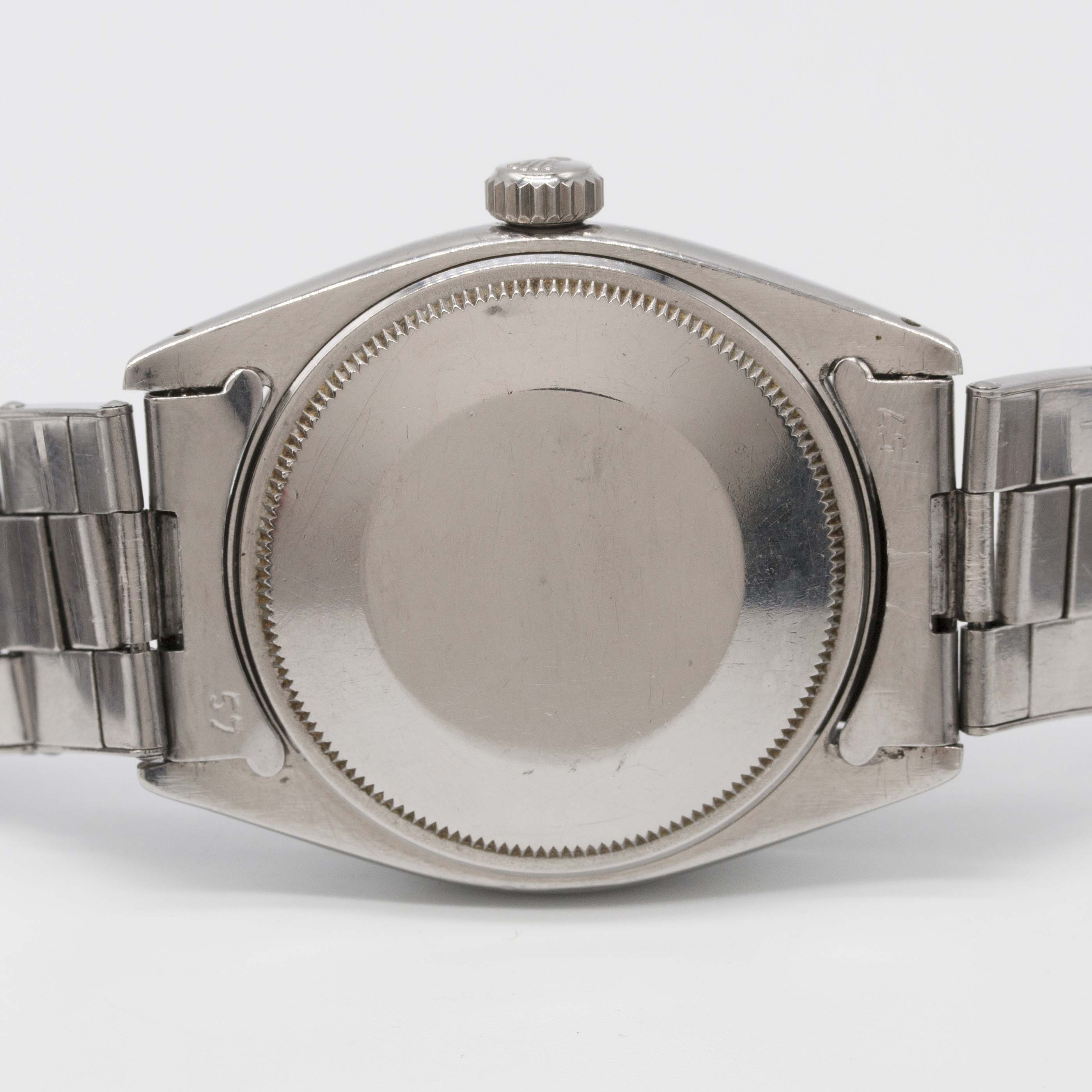A GENTLEMAN'S STAINLESS STEEL ROLEX OYSTER PERPETUAL DATE BRACELET WATCH CIRCA 1961, REF. 1500 GLOSS - Image 7 of 12