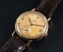 A RARE GENTLEMAN'S 18K SOLID YELLOW GOLD OMEGA CHRONOMETRE WRIST WATCH CIRCA 1944, WITH TWO TONE