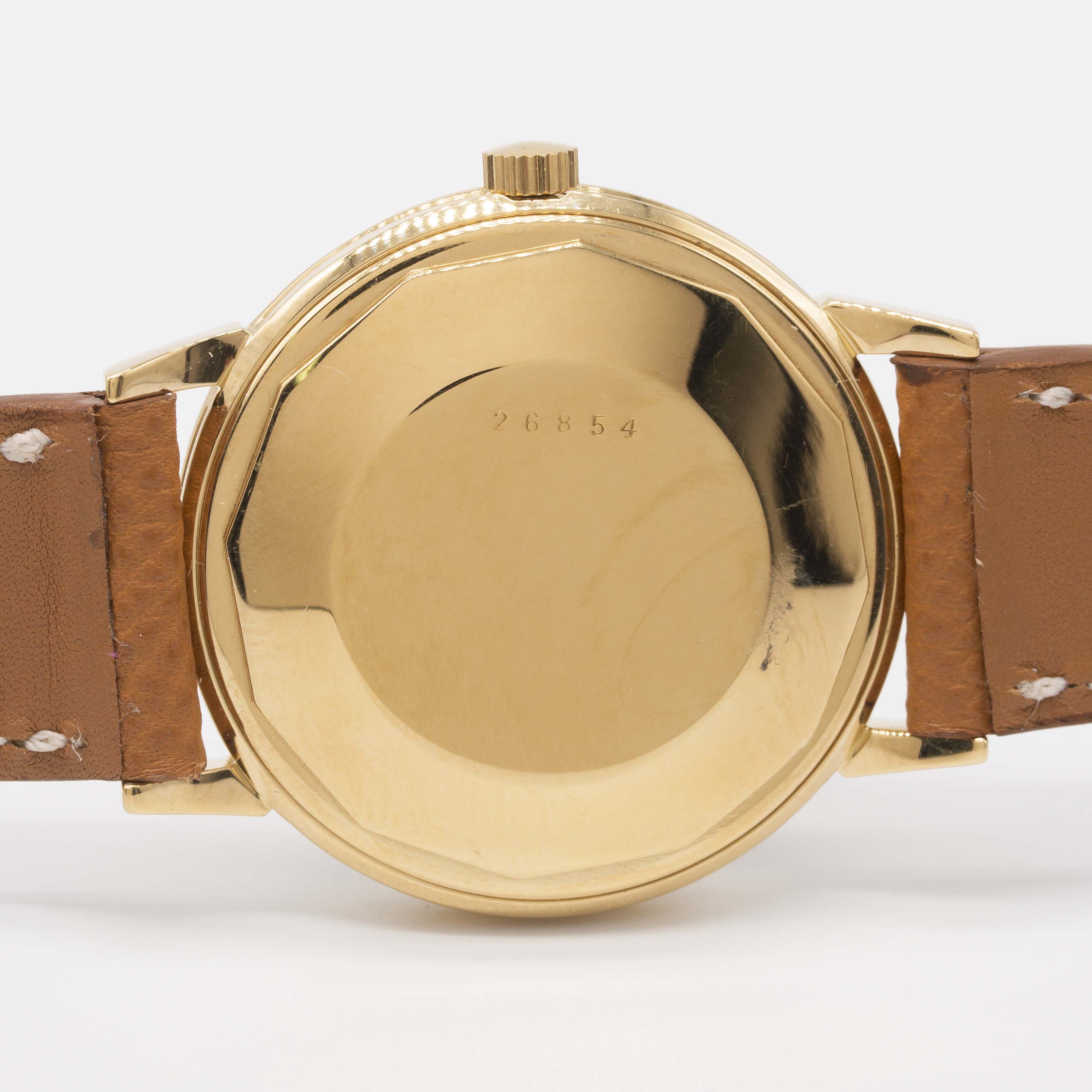 A GENTLEMAN'S 18K SOLID GOLD AUDEMARS PIGUET AUTOMATIC WRIST WATCH CIRCA 1960s Movement: 29J, - Image 6 of 10